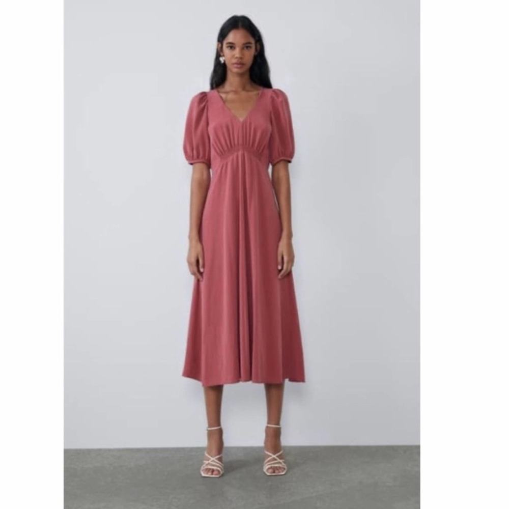 Zara “Dress with Voluminous Sleeves” XS